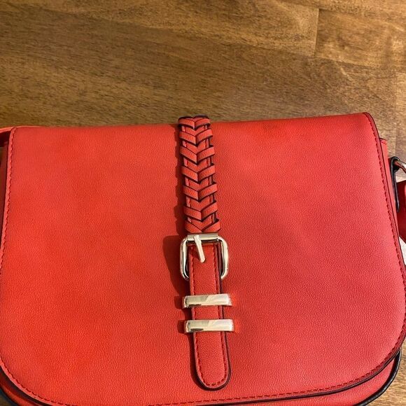 RED purse - Picture 7 of 8